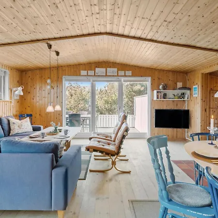 Beautiful In With House A Panoramic View